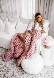 But forget that cheap old blanket this year, and upgrade to a diy chunky knit blanket! Knitting Workshop Giant Knitted Throw Perth Experiences Gifts Classbento
