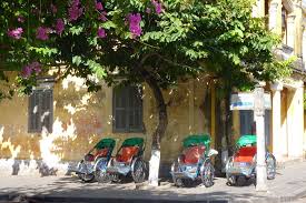 Our prices come straight from developers, property owners and local agencies. Tunnelhauser Und Massanzuge In Shoppinglaune Durch Hoi An World Of Tui
