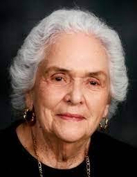 Pauline Lentz's Instagram, Twitter & Facebook