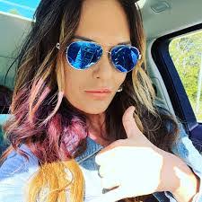 Tracy Devoe's Instagram, Twitter & Facebook