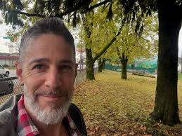 From traditional Taiwanese cuisine to the beautiful fall colors, I say  goodbye to Canada and Vancouver as I prepare to go