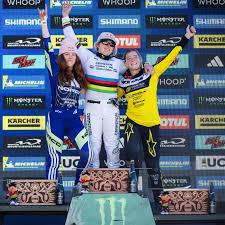 Women Elite DHI Podium in Whistler 1️⃣ Valentina Höll 2️⃣ Gracey Hemstreet 3️⃣ Lisa Bouladou #MTBWorldCup