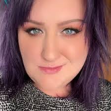 Imelda Davies's Instagram, Twitter & Facebook