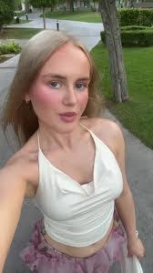 Molly Crowley's Instagram, Twitter & Facebook