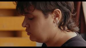 Designer e artista visual Marcelle Torres