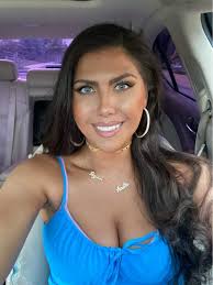 The actress dedicated her acceptance speech to "anyone who has loved a Rue  or feels like they are a Rue."