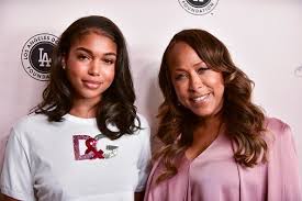 Marjorie harvey's age is 46. Meet Steve Harvey S Third Wife Marjorie Who Is The Mother Of Their Three Kids