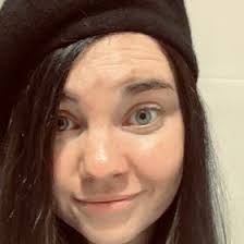 Becca Snow's Instagram, Twitter & Facebook