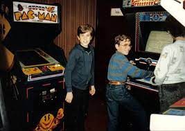 Vinilo decorativo video juegos pac man pacman camino. Treinta Maquinas Recreativas A Las Que Estabamos Enganchados En Los 80 Yo Fui A Egb