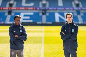 Deze statistiek toont de duurste ooit gehaalde aanwinsten van de club krc genk in het seizoen algehele statistiek van het actuele seizoen, gesorteerd in een neerdalende volgorde per afkoopsom. Krc Genk Stapt Met Ambitie In Esports Krc Genk