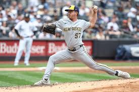 Braves Select Connor Thomas, Release Daysbel Hernández