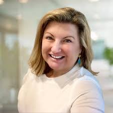 Maribeth Ross's Instagram, Twitter & Facebook