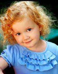 Pin By Giusy On Beautiful People Red Hair Brown Eyes Redheads Freckles Red Curly Hair