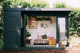 Cool 70 Summer House Decor Ideas Https Pinarchitecture Com 70 Summer House Decor Ideas Summer House Garden Summer Home Decor Garden Huts
