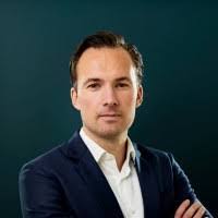 Dennis Pals's Instagram, Twitter & Facebook