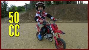 Mini Moto A Gasolina De Trilha Ou Moto Cross Piloto De 4 Anos Youtube O maior classificados de motos da américa latina! mini moto a gasolina de trilha ou moto cross piloto de 4 anos