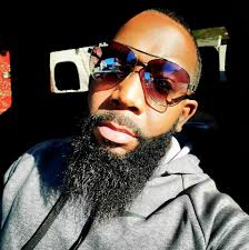 Former rapper #WizKhalifa was in the gym flexin' his booncha cat, letting  #AmberRose know that she VERY MUCH missed out 💪🏾🏋🏽‍♀️.