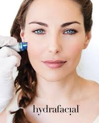 Mark your calendars for December 1st! Join us at The Alluvian for a Holiday  Open House, From Carpool to Cocktails, featuring Haley Farris and Shawn  Hodges.