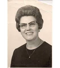 Lillian Rush's Instagram, Twitter & Facebook