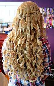 Best Hairstyle For Oval Face Homecoming Hairstyles Long Hair Styles Prom Hairstyles For Long Hair