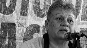 Ataque a activista contra la contaminación de Klaukol