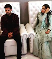 Bhuvneshwar kumar singh (born 5 february 1990) is an indian international cricketer who plays all formats of the game. Bhuvneshwar Kumar S Future Wife Nupur Nagar Family Bio
