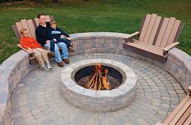 Feuerstellen Und Diy Schornsteine 24 Erstaunliche Designs Feuerstelle Garten Feuerstellen Fur Die Terrasse Feuerstellen Sitz