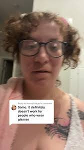 Stacey Badger's Instagram, Twitter & Facebook