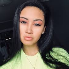 Kiana Robinson (@iFsyyy)