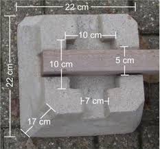 Fundamentsteine Speziell Fur Terrassen Und Gartenhauser Pisos De Terrazas Caseta De Madera Bloques De Cemento