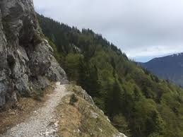 Noch immer bangen die helfer um zwei menschen. Ein Perfekter Tag In Grainau Zur Hollentalangerhutte 1 387 M Uber Den Stangensteig Hotel Am Badersee Zugspitzdorf Grainau