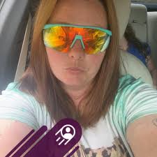 Son of a nutcracker it's time for another gift! This time it's the  Beautiful by Drew 6qt crockpot! Details below👇🏻 No purchase necessary!  Must live in the US, must be 18 years