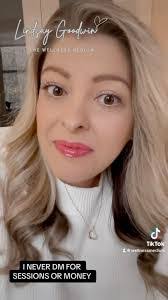 Lindsay Goodwin's Instagram, Twitter & Facebook