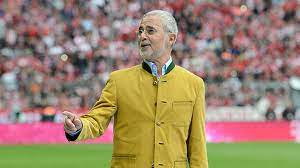 A prolific striker renowned for his clinical finishing, especially in and. Gerd Muller Celebrates His 70th Birthday Fc Bayern Munich