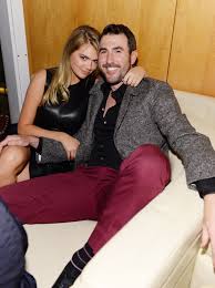 Kaffer: Dont blame Upton, Lawrence in nude photo leak