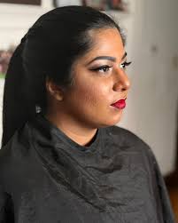 I adore this look! Check out my favorites from @dulce.duran.12 photoshoot  for the Frida Fest this summer! It truly made for some exquisite photos.  Featuring her small woman-owned plant business @chelotzin and