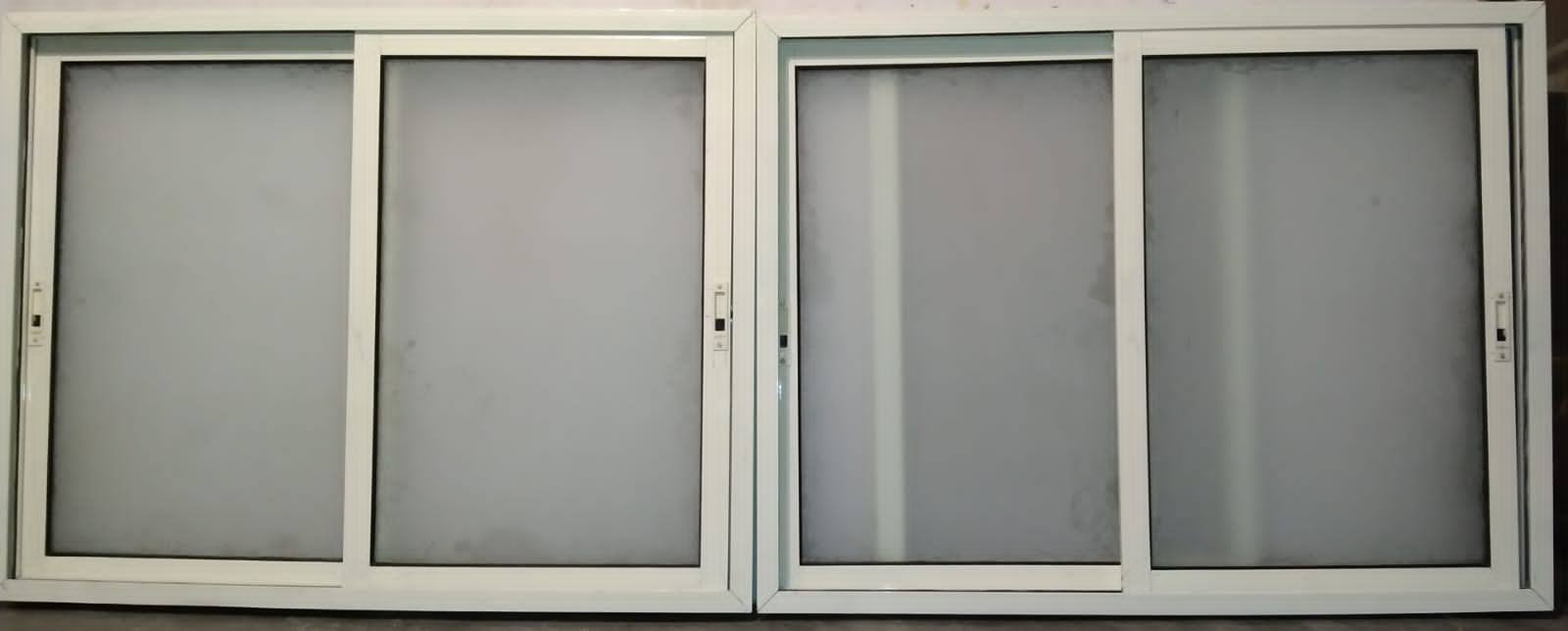 Aluminum saliding windoow product image