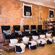 There is a special hair salon to satisfy from head to toe! 93 Kosmetikstudio Ideen In 2021 Kosmetikstudio Nagelstudio Dekor Schonheitssalon Design
