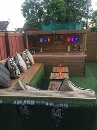 High) was made from a kit. When My Daughter Wanted A Party In The Garden For Her 16th Birthday I Said I D Bring Some Wood Pallets Home Diy Outdoor Bar Diy Garden Bar Outdoor Pallet Bar
