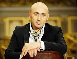 We would like to show you a description here but the site won't allow us. Ce FrumoasÄƒ Este SoÅ£ia Lui Marcel Pavel Violeta Are 48 De Ani Si Apare Rar In Public Click Mobile