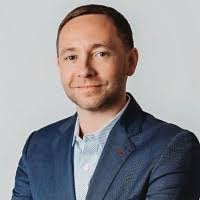 Ryan Platz's Instagram, Twitter & Facebook