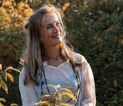 Ben je meer daar dan hier?