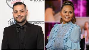 Michael costello, who appeared on 'project runaway,' shared his alleged messages in which chrissy teigen told him he 'deserved to suffer and die' — read more. 5xs6qjnmlnjzrm
