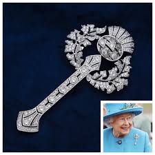 queen elizabeth brooches for sale
