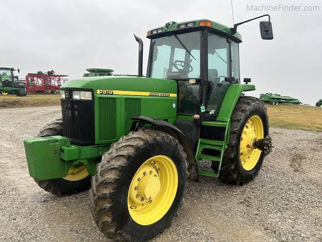 John Deere 7810 Tractor