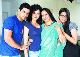 Rangoli Chandel Wiki Kangana Ranaut S Sister And Acid Attack Survivor Full Biography Reporter Live Kangana ranaut talks about supporting her sister rangoli chandel.kangana ranaut on how rangoli chandel fought post an acid attack. rangoli chandel wiki kangana ranaut s