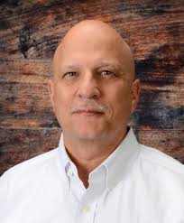 New Hudsonville mayor, two new commissioners begin work