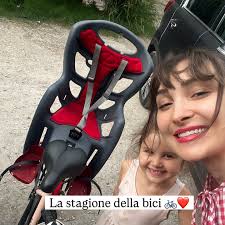 Veronica Caputo Leone 🌸님(@jeveronique) • Threads, 자유로운 소통 공간