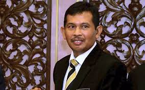 Funnky shankar phone conversation with zamri vinoth kalimuthu ( call made before the reman) part 1. Zamri Vinoth Kalimuthu News Zamri Vinoth Kalimuthu