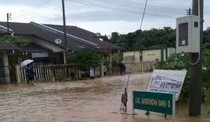 Last updated on october 20, 2017 by tongkrongan islami. Banjir Beberapa Kawasan Di Sarawak Mula Dinaiki Air Pak Din